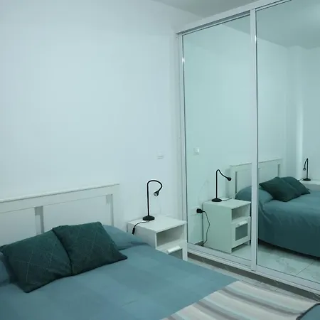 όμορφο καινούργιο σε μικρή πολυκατοικία